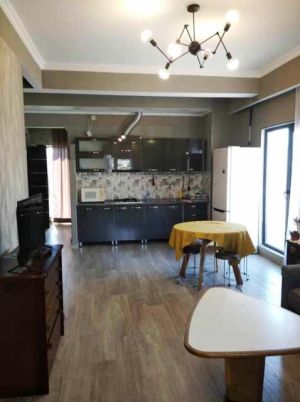 ქირავდება 3 ოთახიანი ბინა - თბილისი