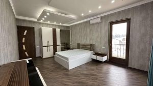 ქირავდება 9 ოთახიანი სახლი - თბილისი