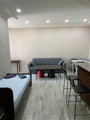 ქირავდება 2 ოთახიანი ბინა - ბათუმი