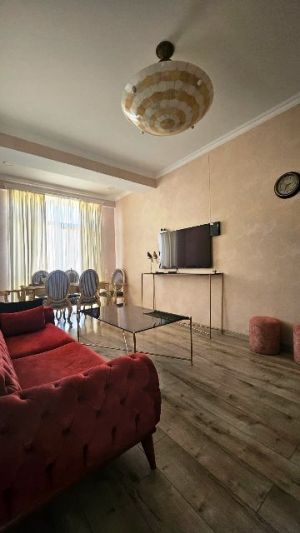 იყიდება 3 ოთახიანი ბინა - თბილისი