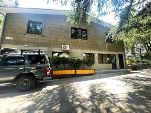 იყიდება 200 კვმ კომერციული ფართი - თბილისი