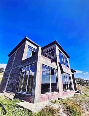 იყიდება 4 ოთახიანი სახლი - თბილისი