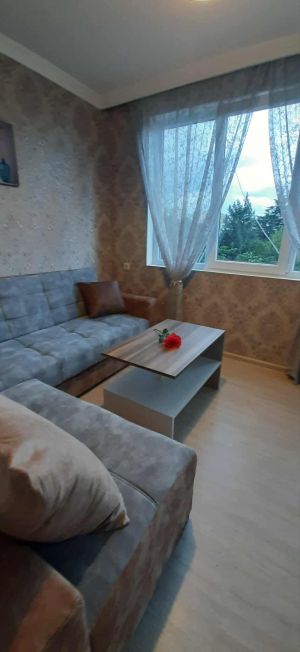 ქირავდება 2 ოთახიანი ბინა - თბილისი