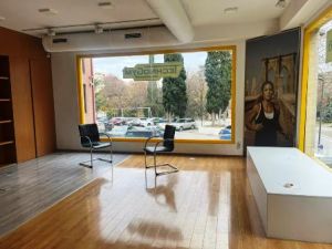 ქირავდება 55 კვმ კომერციული ფართი - თბილისი