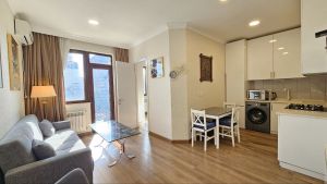 იყიდება 2 ოთახიანი ბინა - ბათუმი