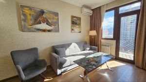 იყიდება 2 ოთახიანი ბინა - ბათუმი