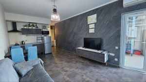 იყიდება 2 ოთახიანი ბინა - ბათუმი