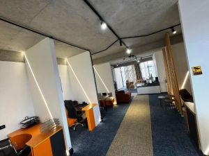 იყიდება 242 კვმ კომერციული ფართი - თბილისი