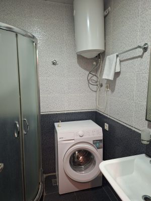 ქირავდება 1 ოთახიანი ბინა - ბათუმი