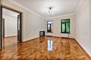 იყიდება 288 კვმ კომერციული ფართი - თბილისი