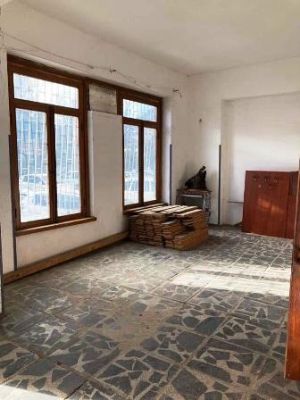 იყიდება 78 კვმ კომერციული ფართი - თბილისი