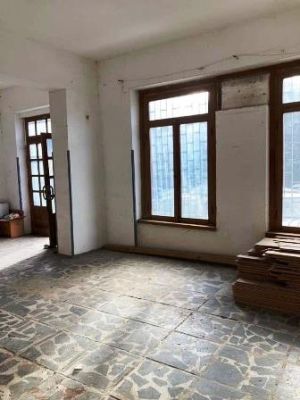 ქირავდება 78 კვმ კომერციული ფართი - თბილისი