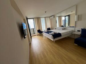 იყიდება 1 ოთახიანი ბინა - ბათუმი