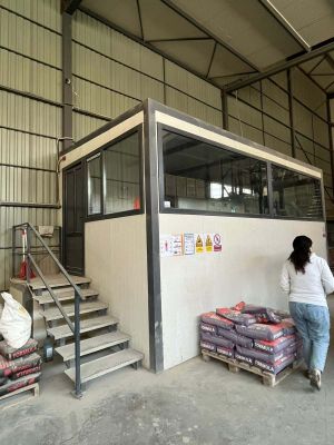 იყიდება 800 კვმ კომერციული ფართი - თბილისი