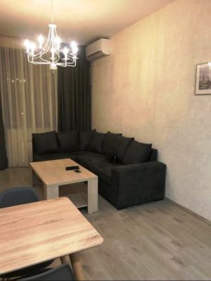 იყიდება 2 ოთახიანი ბინა - თბილისი