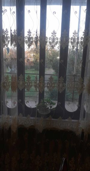 იყიდება 10 ოთახიანი სახლი - ქუთაისი