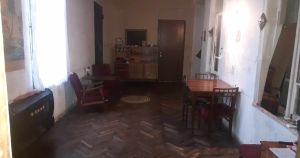 იყიდება 10 ოთახიანი სახლი - ქუთაისი