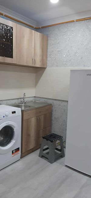 ქირავდება 50 კვმ კომერციული ფართი - თბილისი