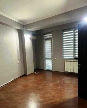 ქირავდება 90 კვმ კომერციული ფართი - თბილისი