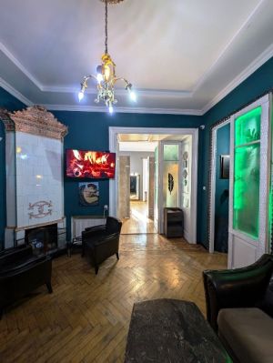 ქირავდება 107 კვმ კომერციული ფართი - თბილისი